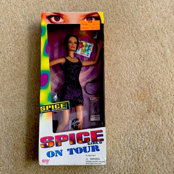 Galoob Other - Vintage 1998 New in the Box Posh Spice Girls On Tour
